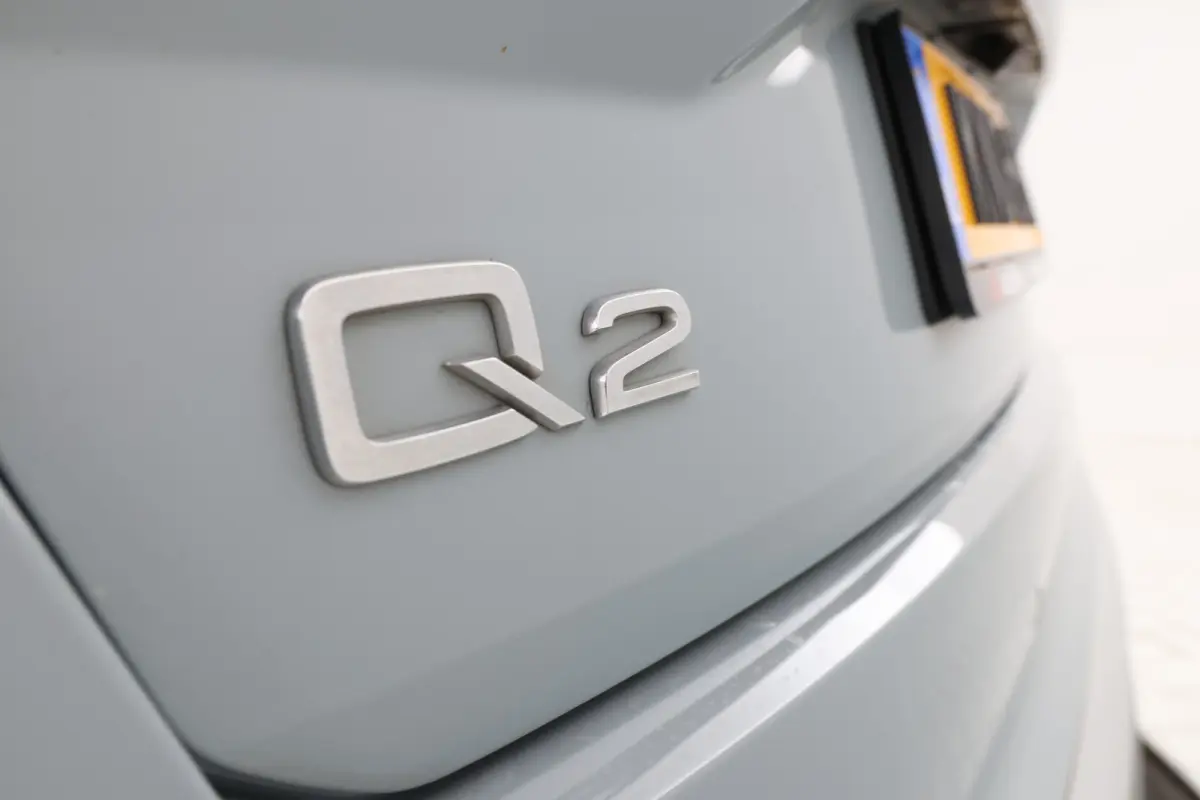 30 TFSI S Edition - Camera, Stoelverwarming, Volleder, Navigatie