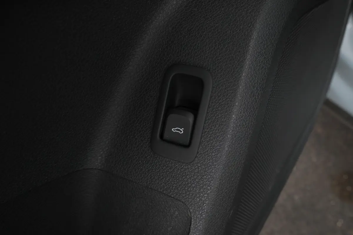 30 TFSI S Edition - Camera, Stoelverwarming, Volleder, Navigatie