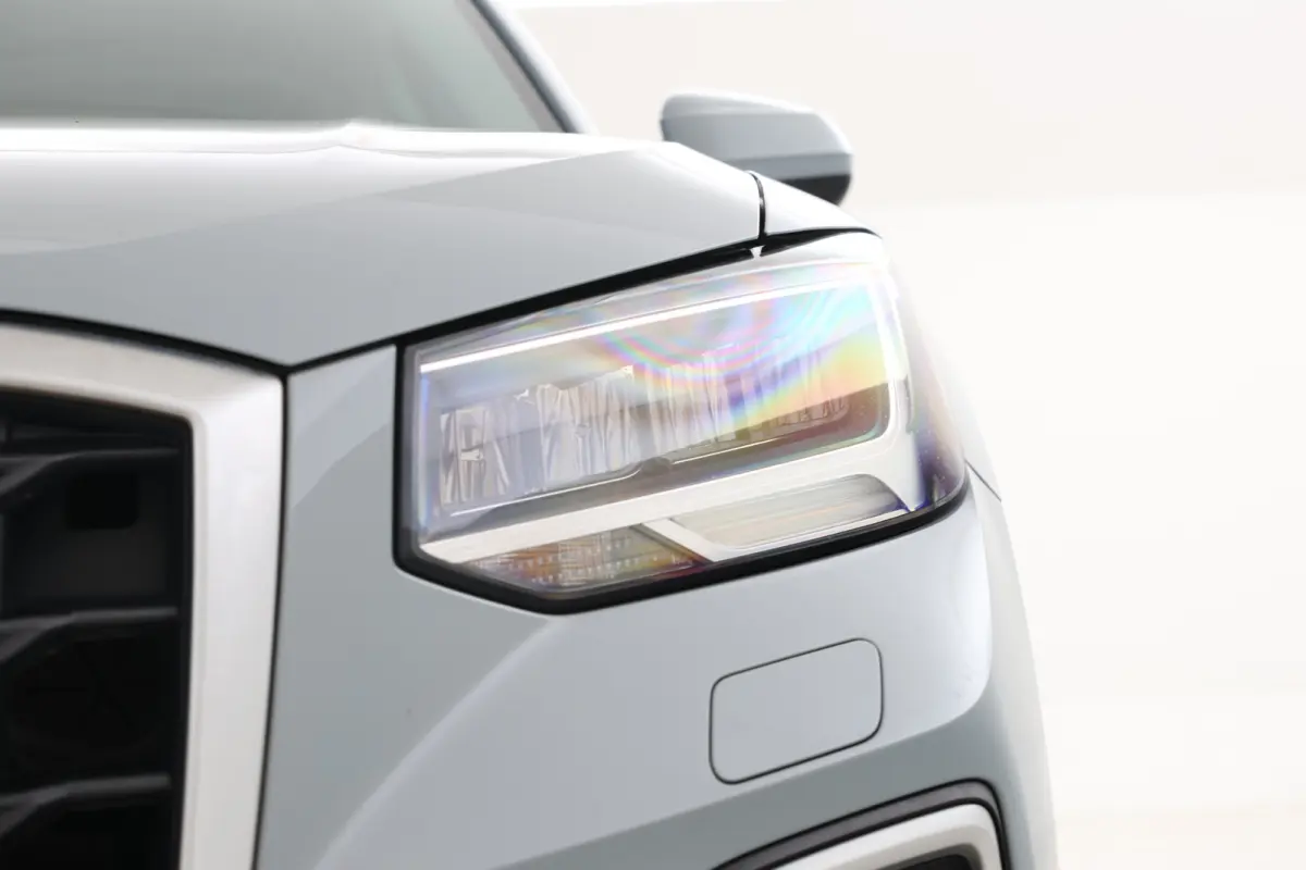 30 TFSI S Edition - Camera, Stoelverwarming, Volleder, Navigatie