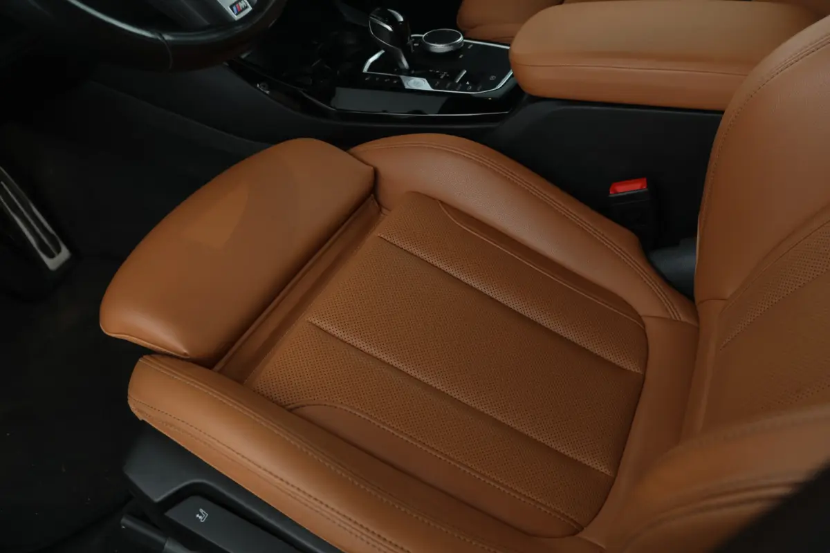 xDrive30e High Executive - 360°cam, Stoelverwarming, Volleder, Carplay, interieur voorverwarming/(koeling)