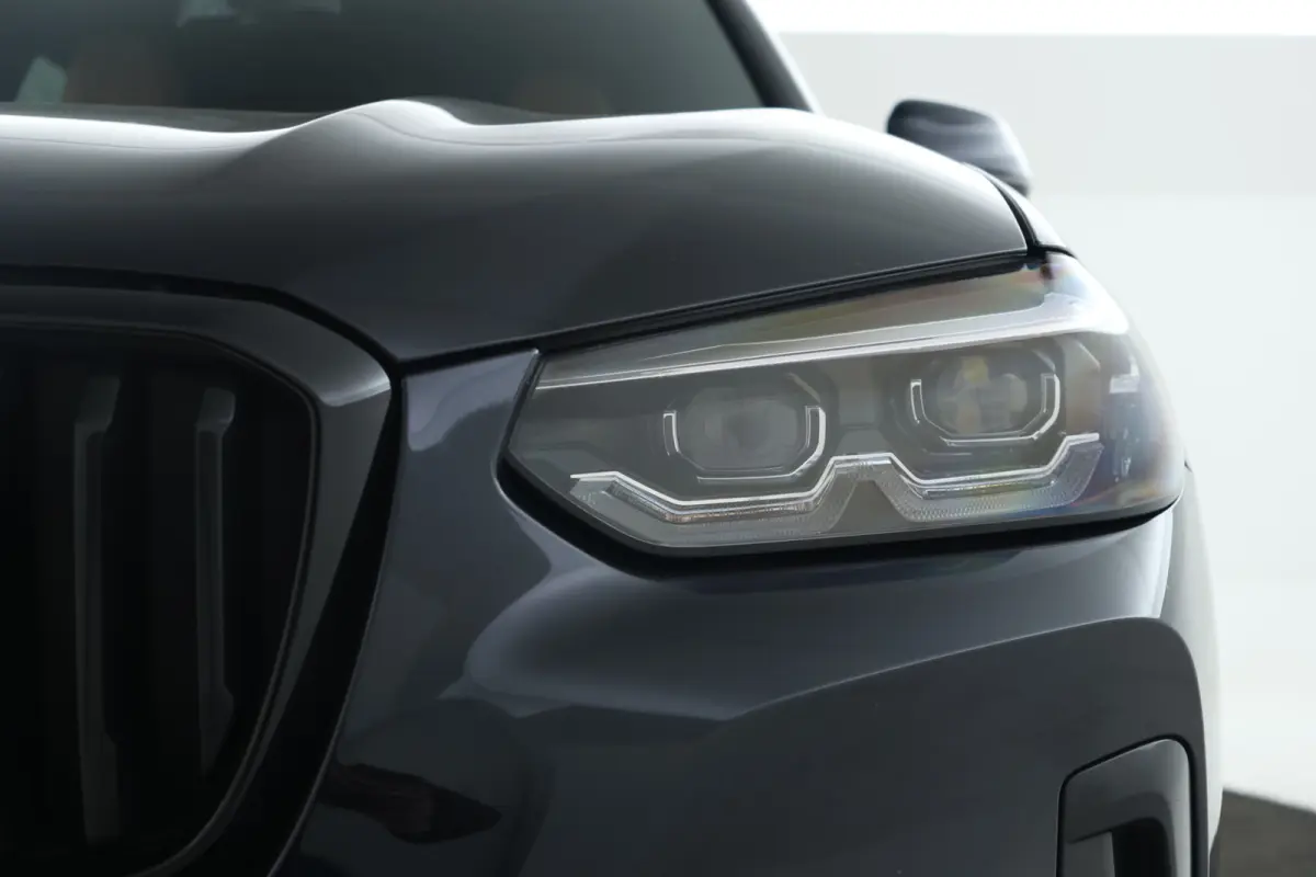 xDrive30e High Executive - 360°cam, Stoelverwarming, Volleder, Carplay, interieur voorverwarming/(koeling)