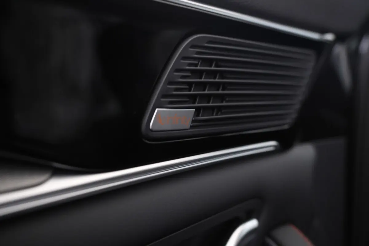 1.5 DM-i FWD Boost Plug in hybrid, Fabrieksnieuw!