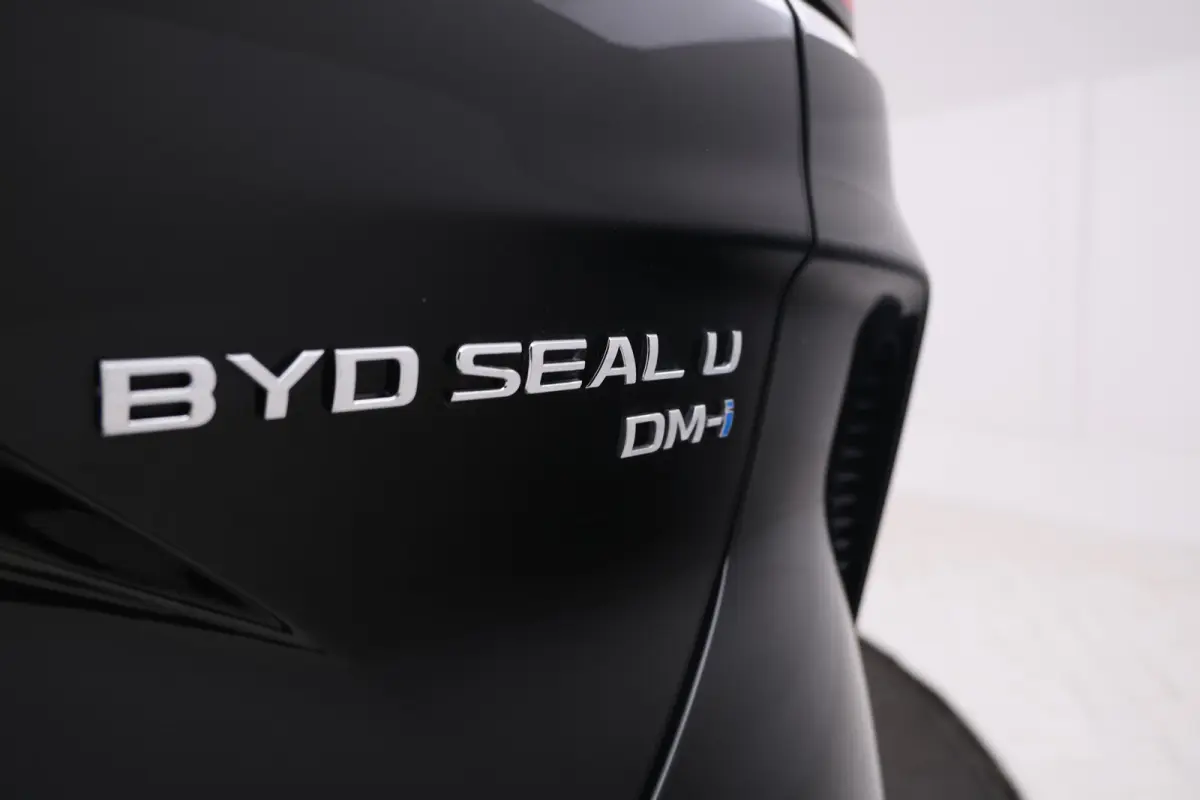 1.5 DM-i FWD Boost Plug in hybrid, Fabrieksnieuw!