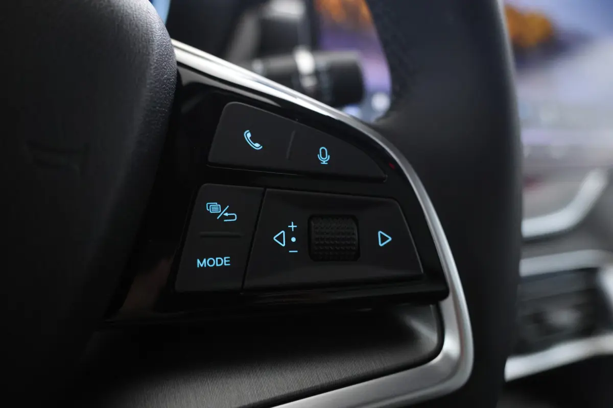1.5 DM-i FWD Boost Plug in hybrid, Fabrieksnieuw!
