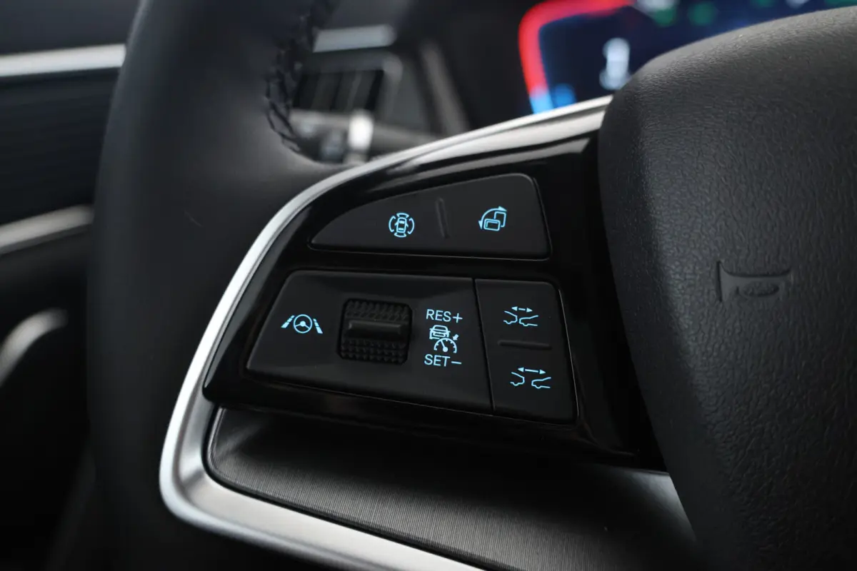 1.5 DM-i FWD Boost Plug in hybrid, Fabrieksnieuw!