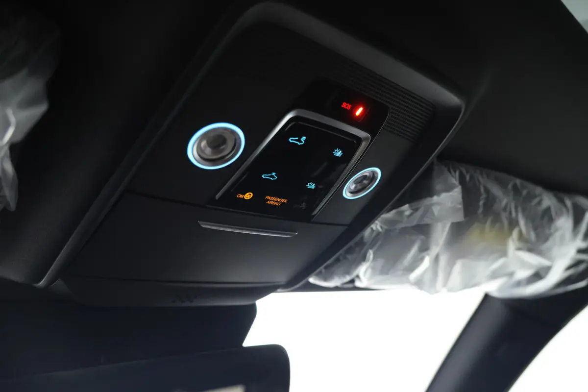 1.5 DM-i FWD Boost Plug in hybrid, Fabrieksnieuw!