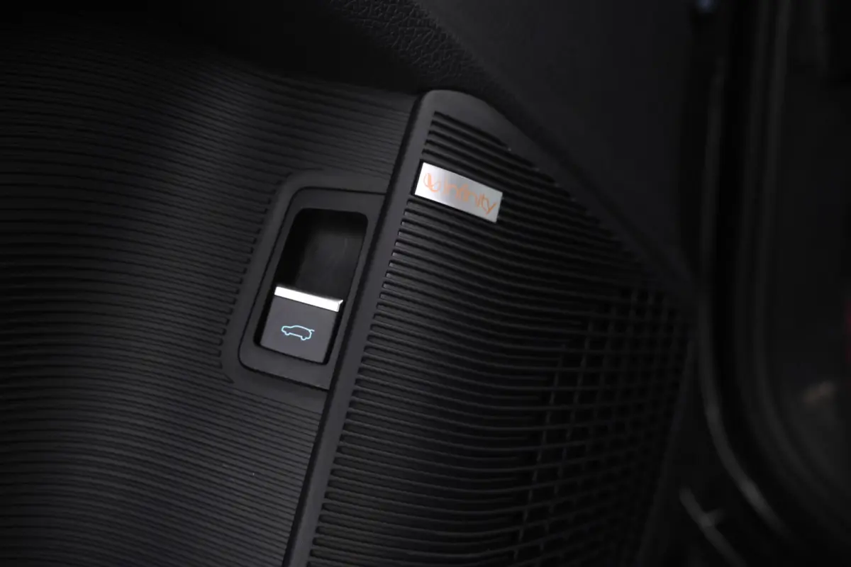 1.5 DM-i FWD Boost Plug in hybrid, Fabrieksnieuw!