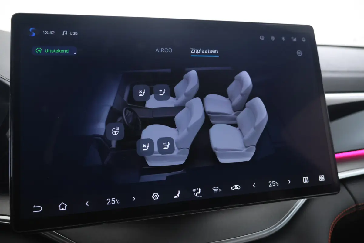 1.5 DM-i FWD Boost Plug in hybrid, Fabrieksnieuw!