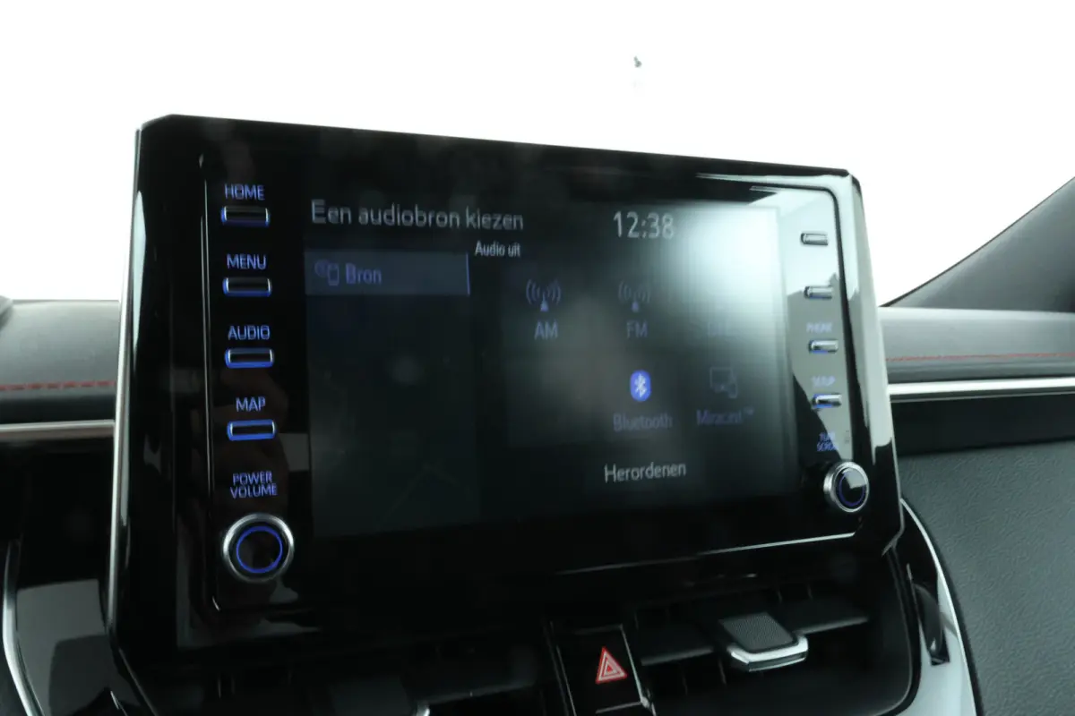 2.0 Hybrid Premium 184pk, Navigatie, Climtae
