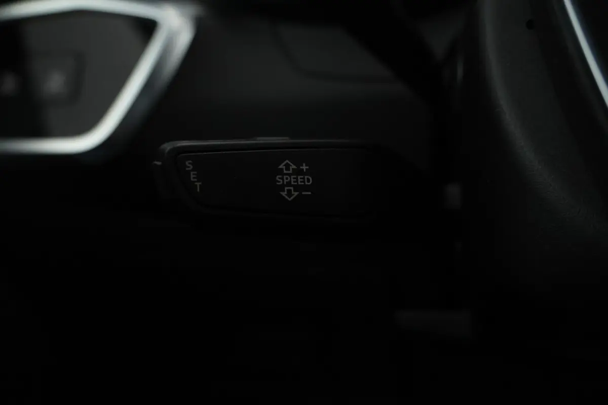55 TFSI e quattro Competition S-line 262pk, zwarte hemel s-line stuur climate,
