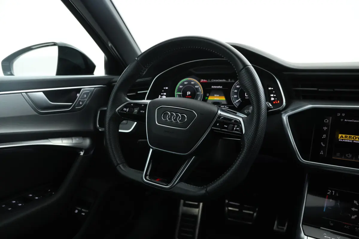 55 TFSI e quattro Competition S-line 262pk, zwarte hemel s-line stuur climate,