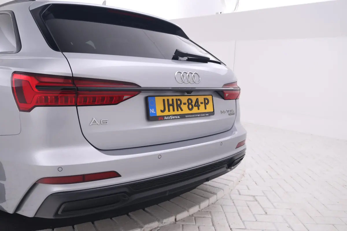 55 TFSI e quattro Competition S-line 262pk, zwarte hemel s-line stuur climate,