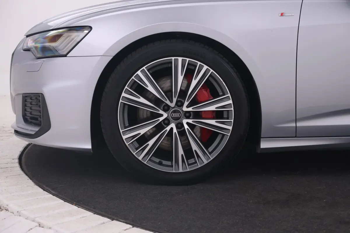 55 TFSI e quattro Competition S-line 262pk, zwarte hemel s-line stuur climate,