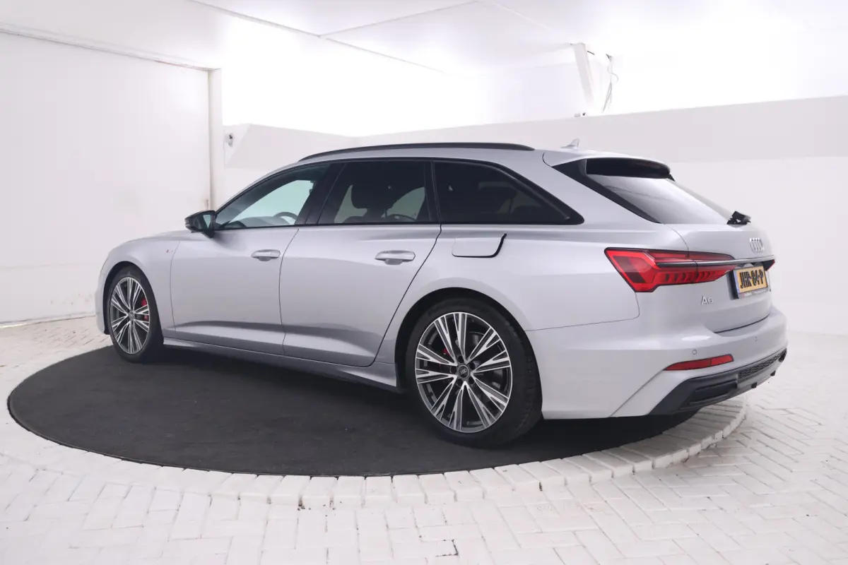 55 TFSI e quattro Competition S-line 262pk, zwarte hemel s-line stuur climate,