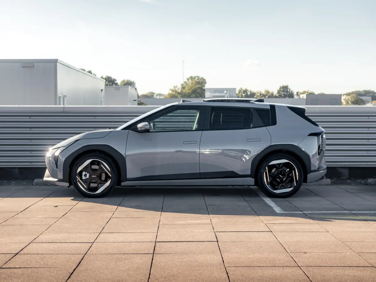 Plus Advanced 81.4 kWh | Direct leverbaar! | Panodak | Navi. | Clima. | Adapt. Cruise. | Stoel&Stuur Verwarming | Dodehoekassistentie | Harman Kardon