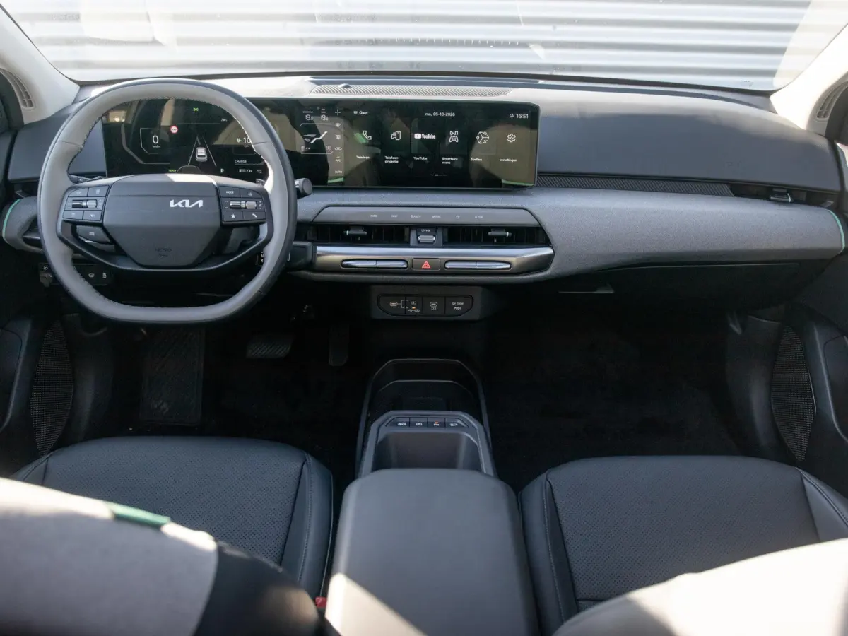 Plus Advanced 81.4 kWh | Direct leverbaar! | Panodak | Navi. | Clima. | Adapt. Cruise. | Stoel&Stuur Verwarming | Dodehoekassistentie | Harman Kardon