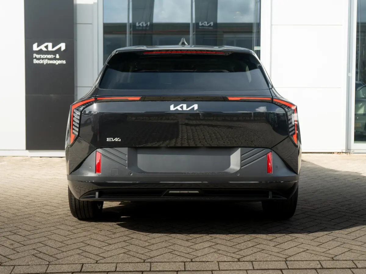 Plus Advanced 81.4 kWh | Direct Leverbaar! | Panodak | Navi. | Clima. | Adapt. Cruise. | Stoel&Stuur Verwarming | Dodehoekassistentie | Harman Kardon