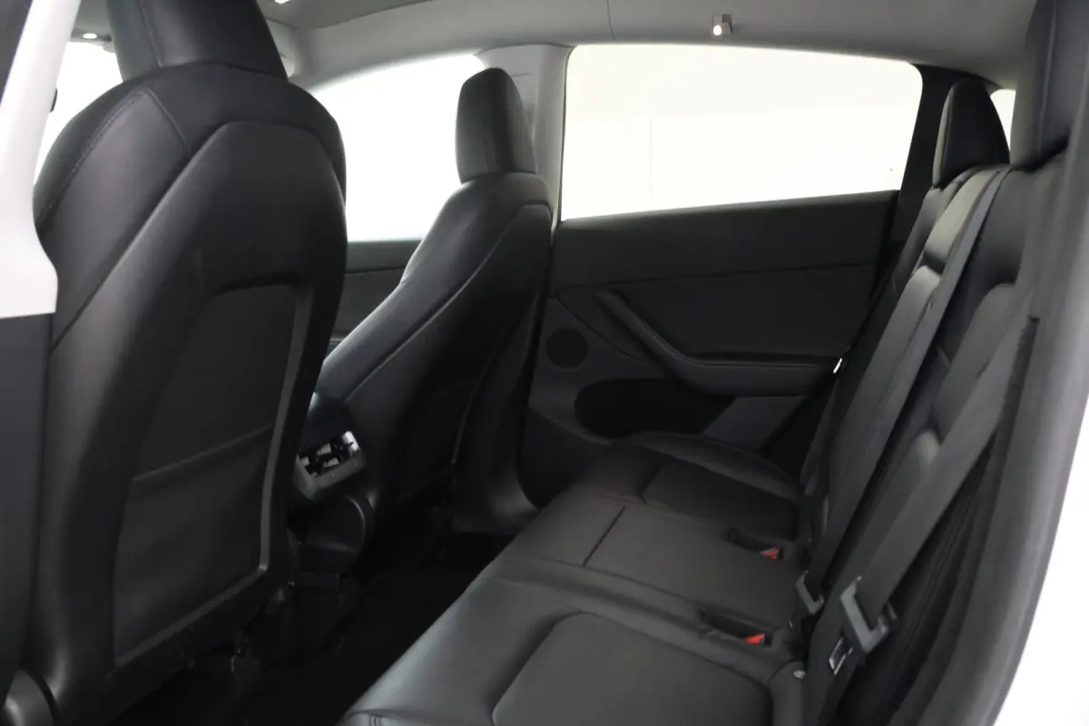 Long Range AWD 75 kWh Navigatie, trekhaak! Volleder, Climate