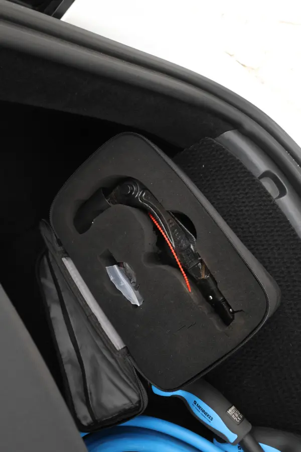 Long Range AWD 75 kWh Navigatie, trekhaak! Volleder, Climate