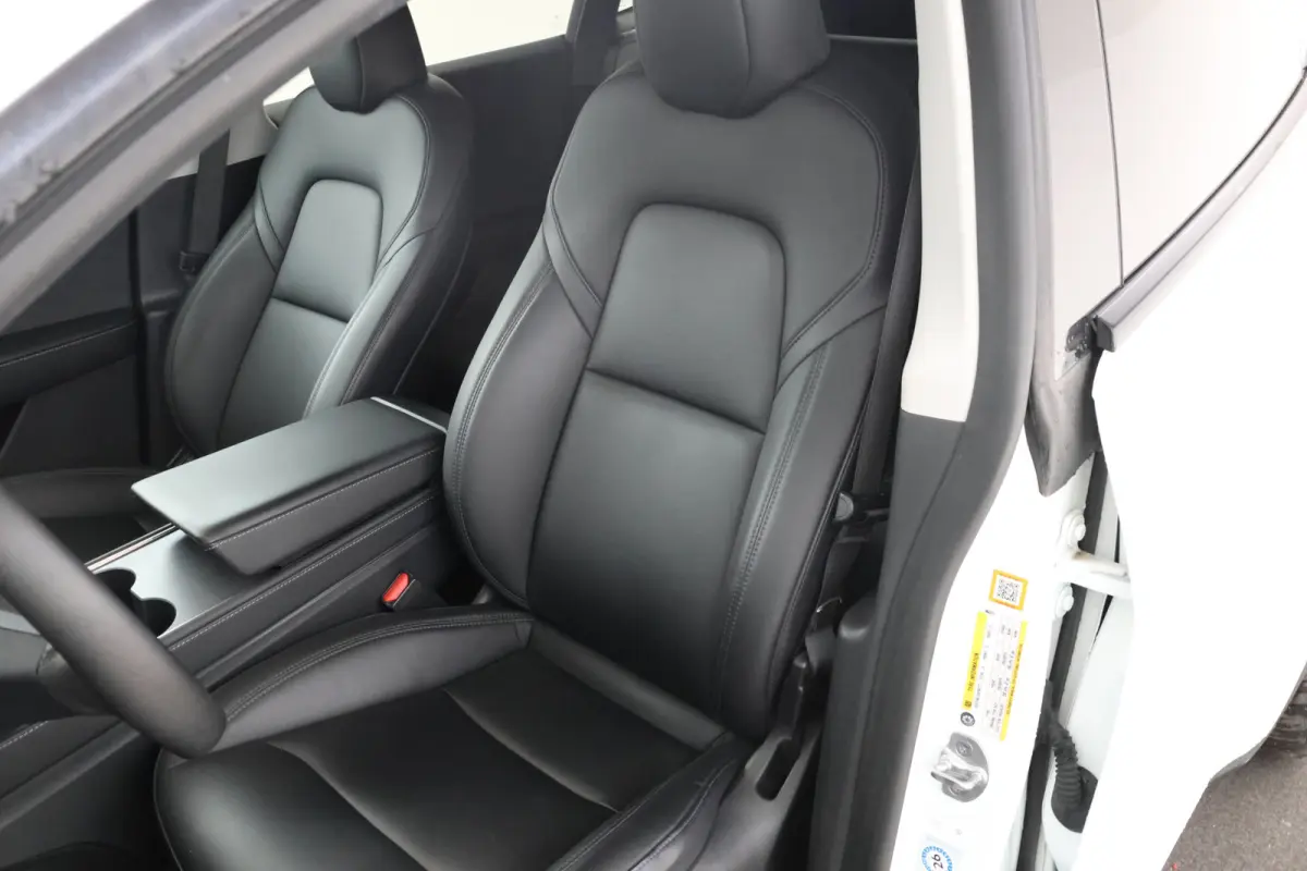 Long Range AWD 75 kWh Navigatie, trekhaak! Volleder, Climate