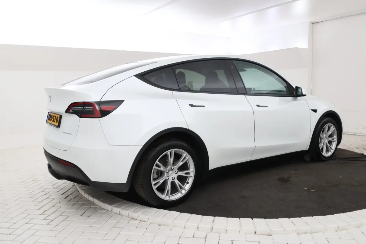 Long Range AWD 75 kWh Navigatie, trekhaak! Volleder, Climate