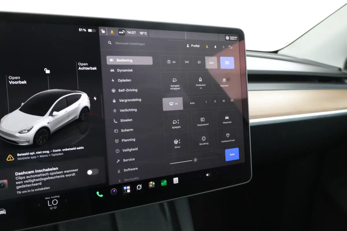 Long Range AWD 75 kWh Navigatie, trekhaak! Volleder, Climate