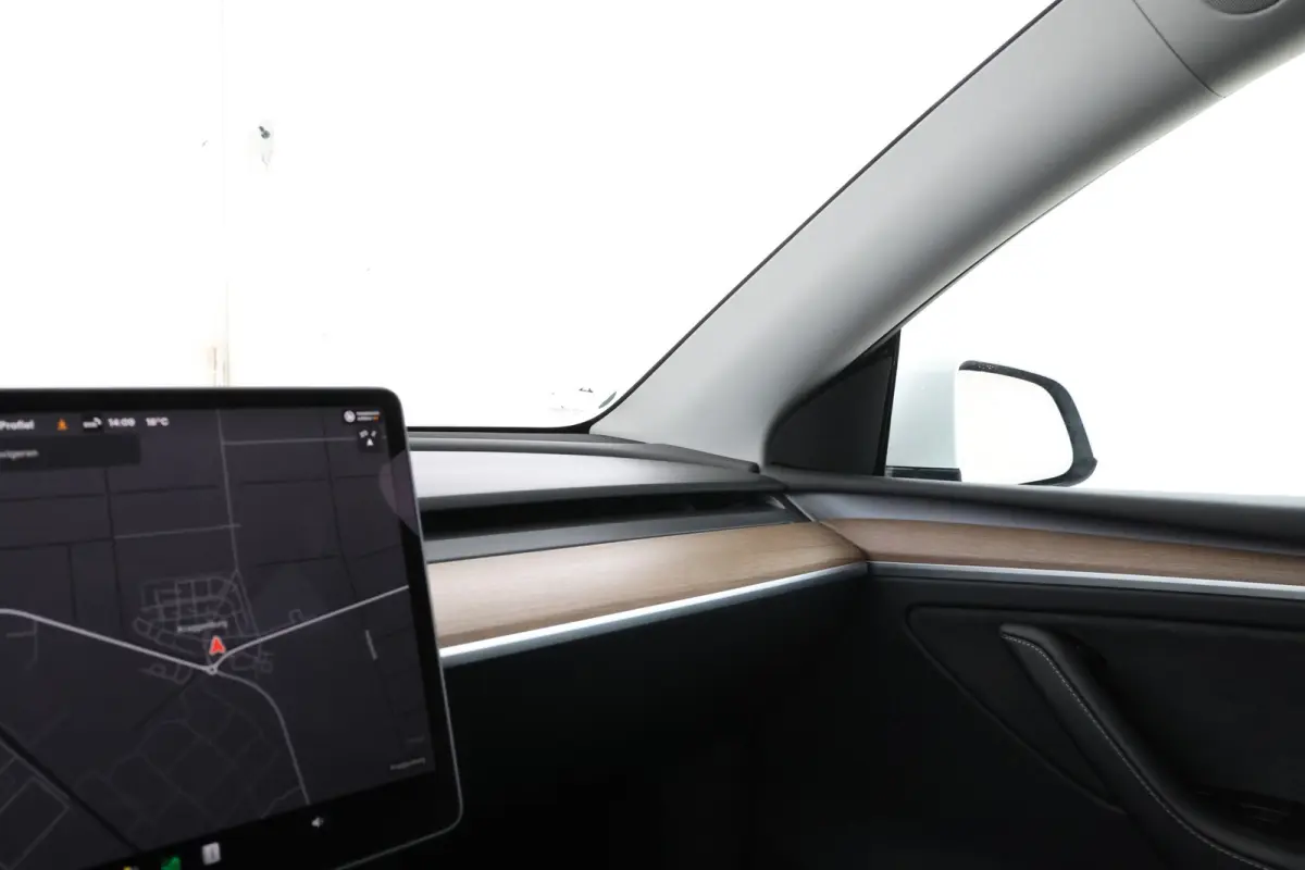 Long Range AWD 75 kWh Navigatie, trekhaak! Volleder, Climate