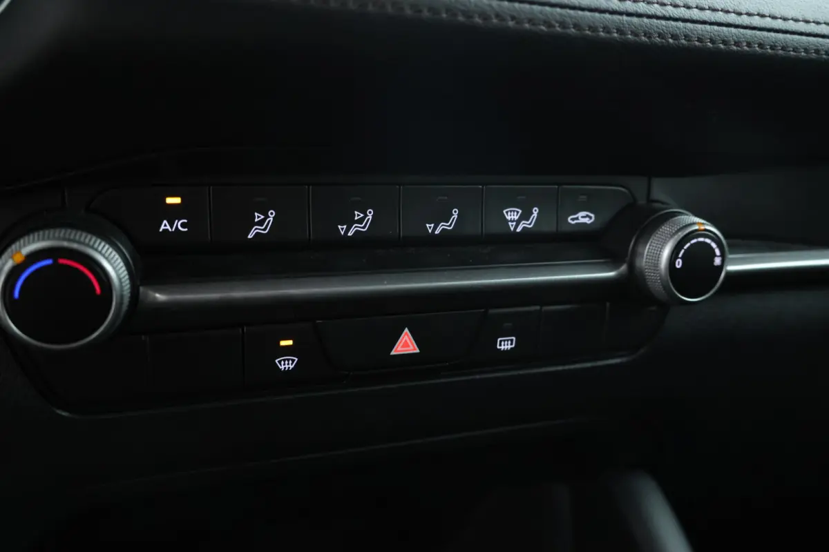 2.0 e-SkyActiv-G M Hybrid 122 Head Up! Navigatie, Airco