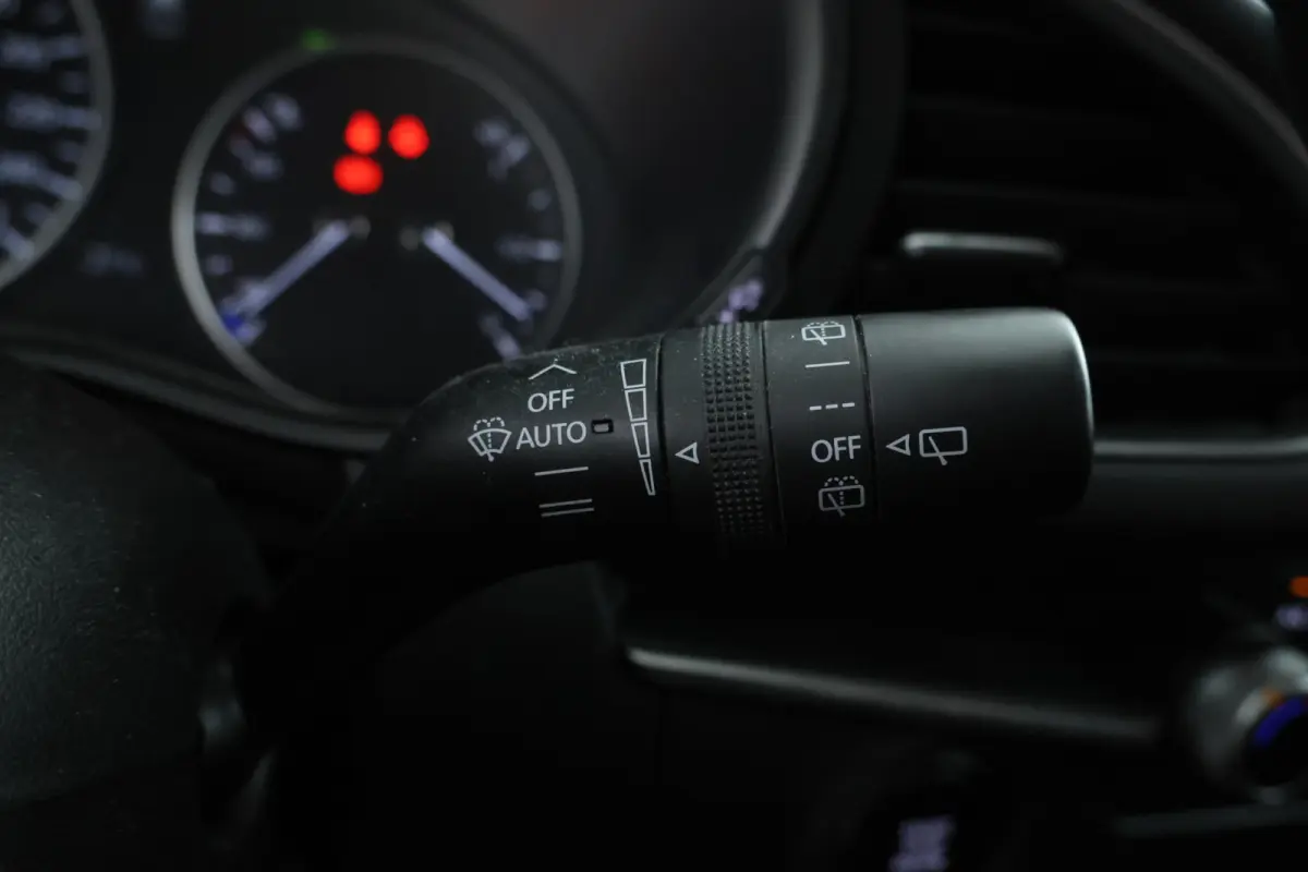 2.0 e-SkyActiv-G M Hybrid 122 Head Up! Navigatie, Airco
