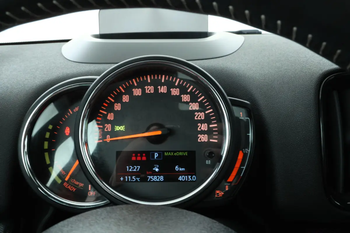 Mini 1.5 Cooper ALL4 Chili Panorama, Head Up, Automaat