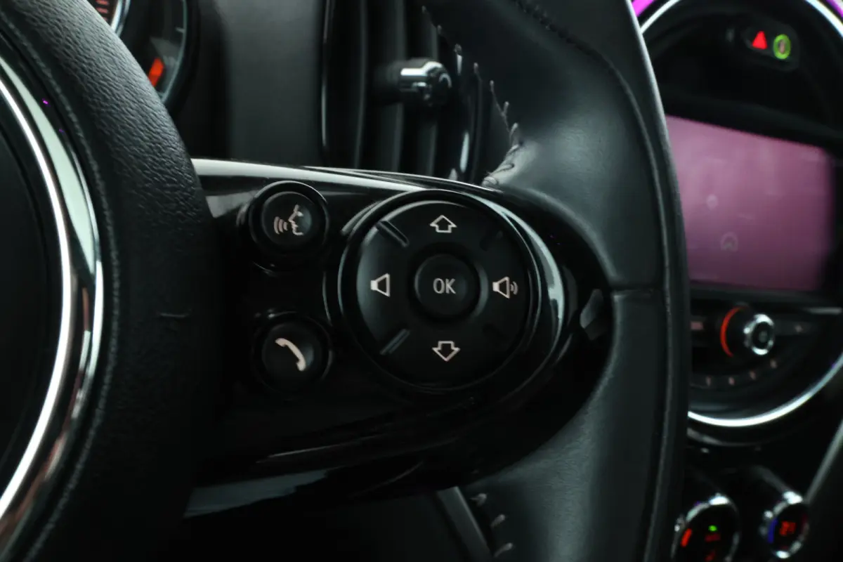 Mini 1.5 Cooper ALL4 Chili Panorama, Head Up, Automaat