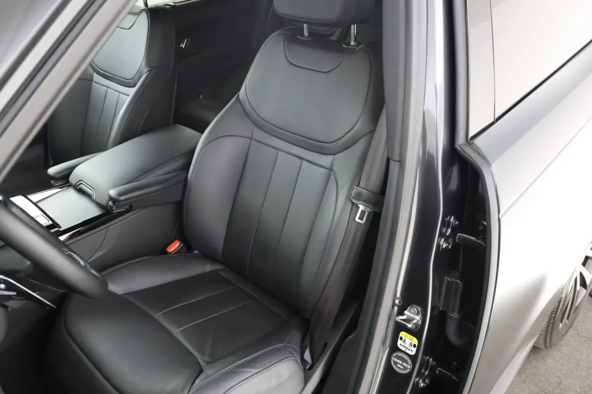 3.0 P460e PHEV Xpell Black pakket, Panorama, Trekhaak, Meridian 3D