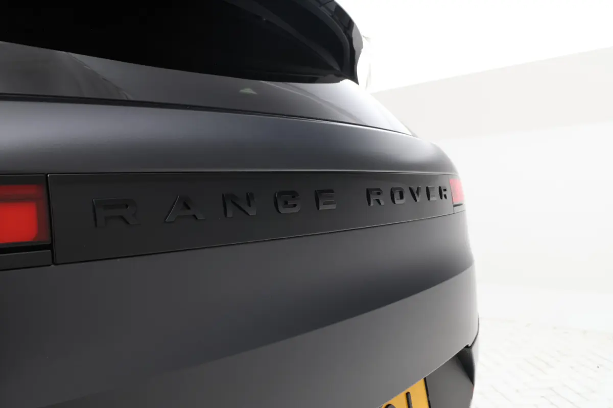 3.0 P460e PHEV Xpell Black pakket, Panorama, Trekhaak, Meridian 3D
