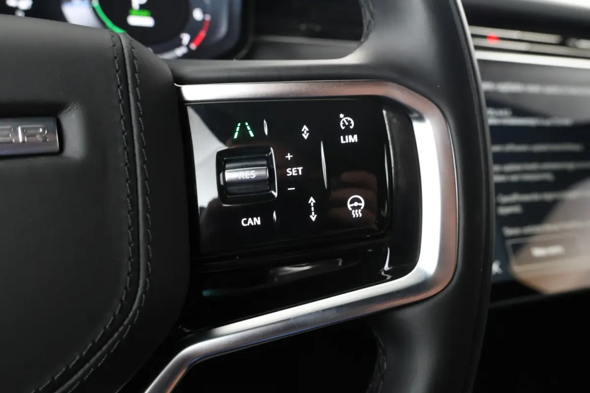 3.0 P460e PHEV Xpell Black pakket, Panorama, Trekhaak, Meridian 3D