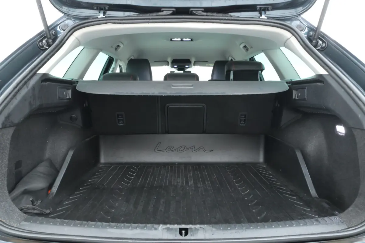 1.4 TSI eHybrid PHEV FR Business Intense Automaat, Digital Dash, Adaptieve Cruise