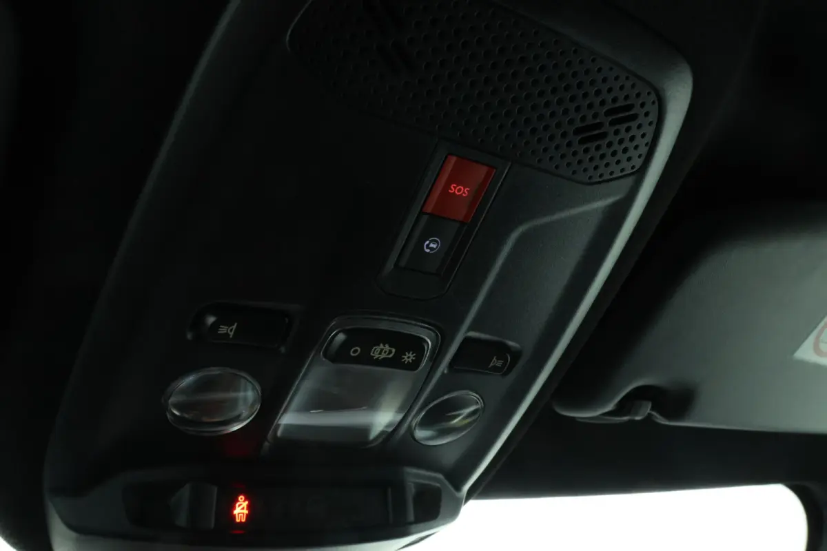 1.2 Turbo Ultimate Navigatie, Apple carplay, Leer, Massage, Airco