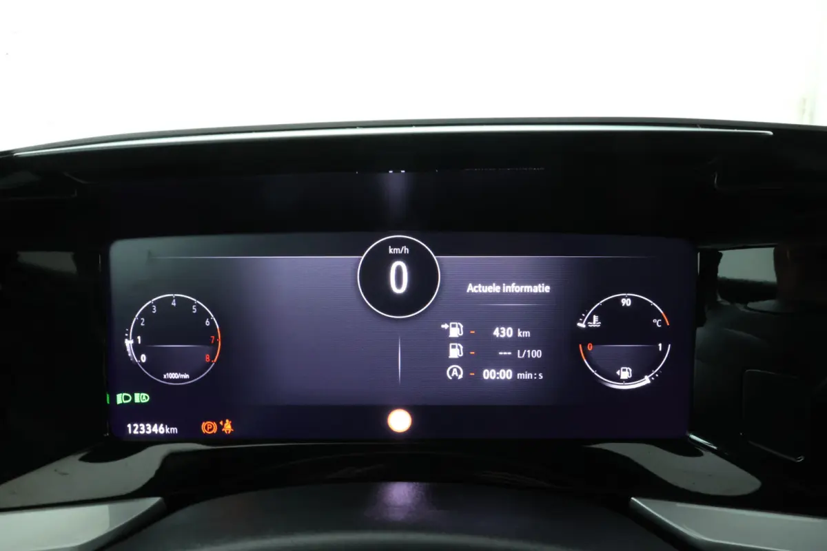 1.2 Turbo Ultimate Navigatie, Apple carplay, Leer, Massage, Airco
