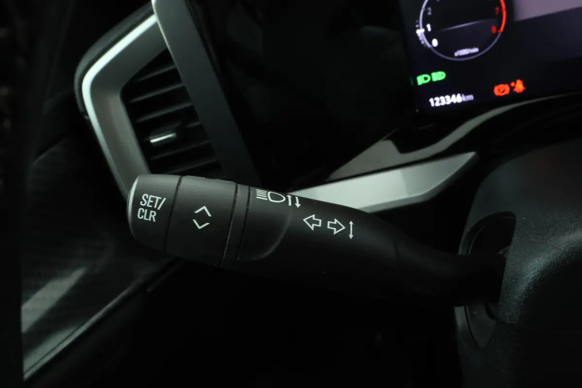 1.2 Turbo Ultimate Navigatie, Apple carplay, Leer, Massage, Airco