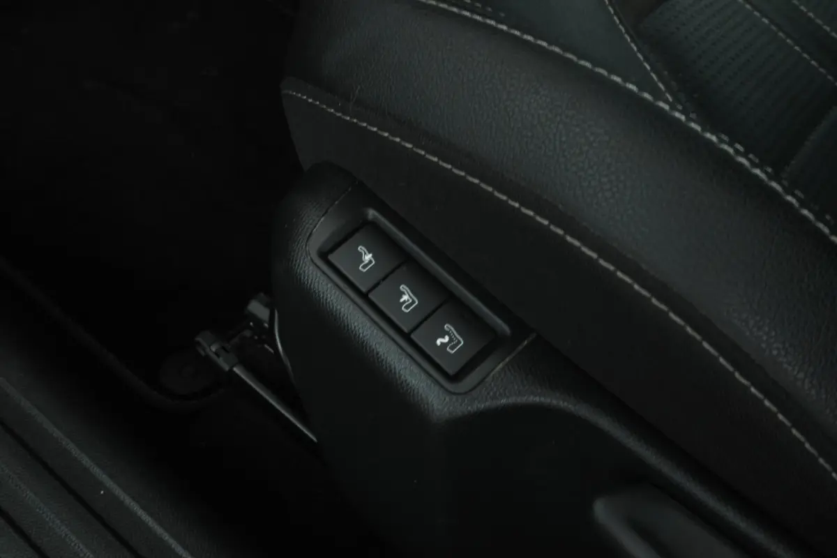 1.2 Turbo Ultimate Navigatie, Apple carplay, Leer, Massage, Airco