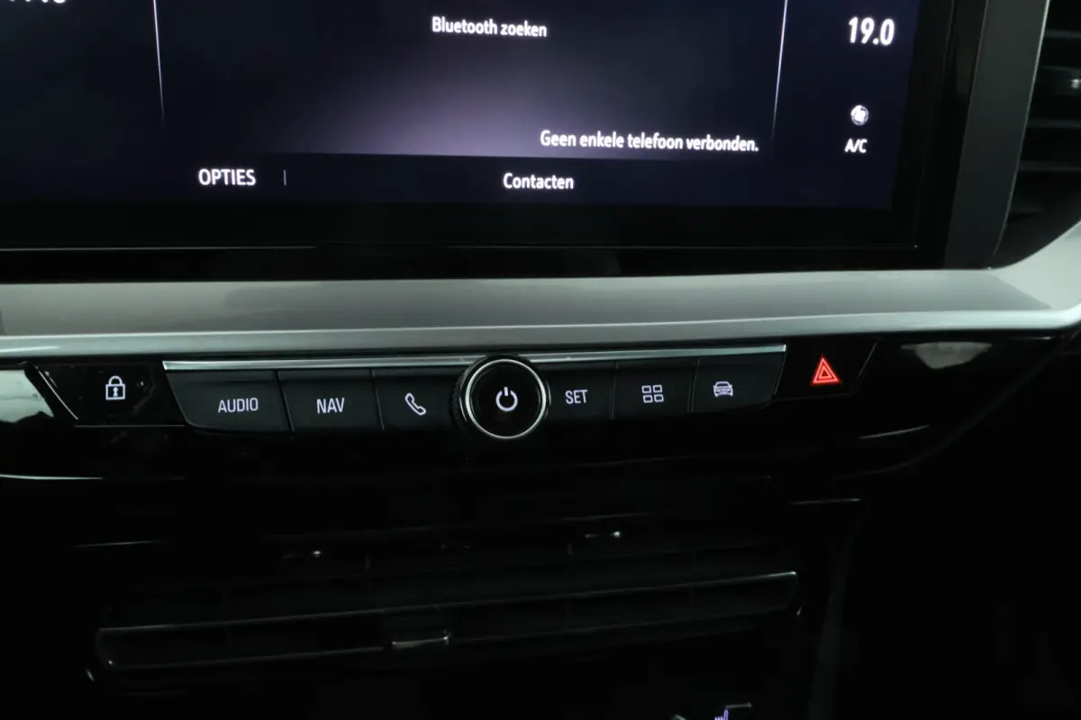 1.2 Turbo Ultimate Navigatie, Apple carplay, Leer, Massage, Airco