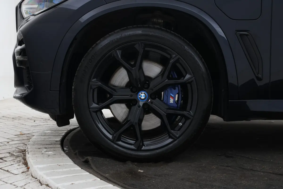 xDrive45e High Executive Individual Leder, Apple carplay, Head up, Trekhaak