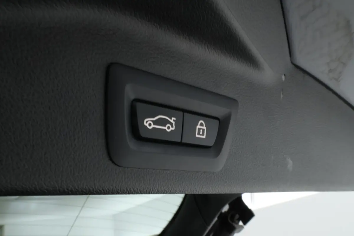 xDrive45e High Executive Individual Leder, Apple carplay, Head up, Trekhaak