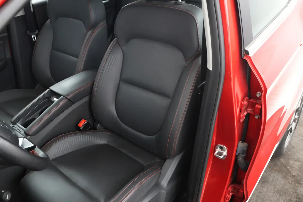 MG EV Long Range Luxury 70 kWh Panorama, 360 camera, Apple carplay!