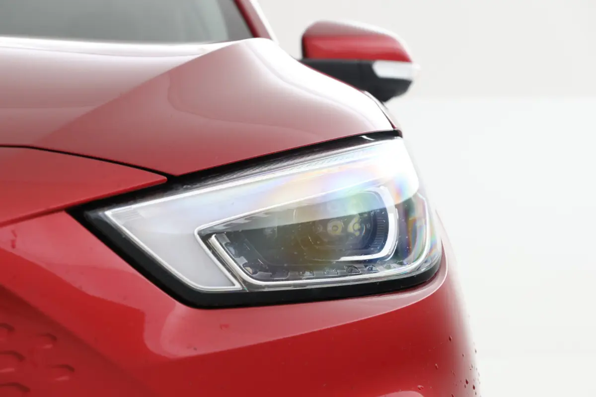 MG EV Long Range Luxury 70 kWh Panorama, 360 camera, Apple carplay!
