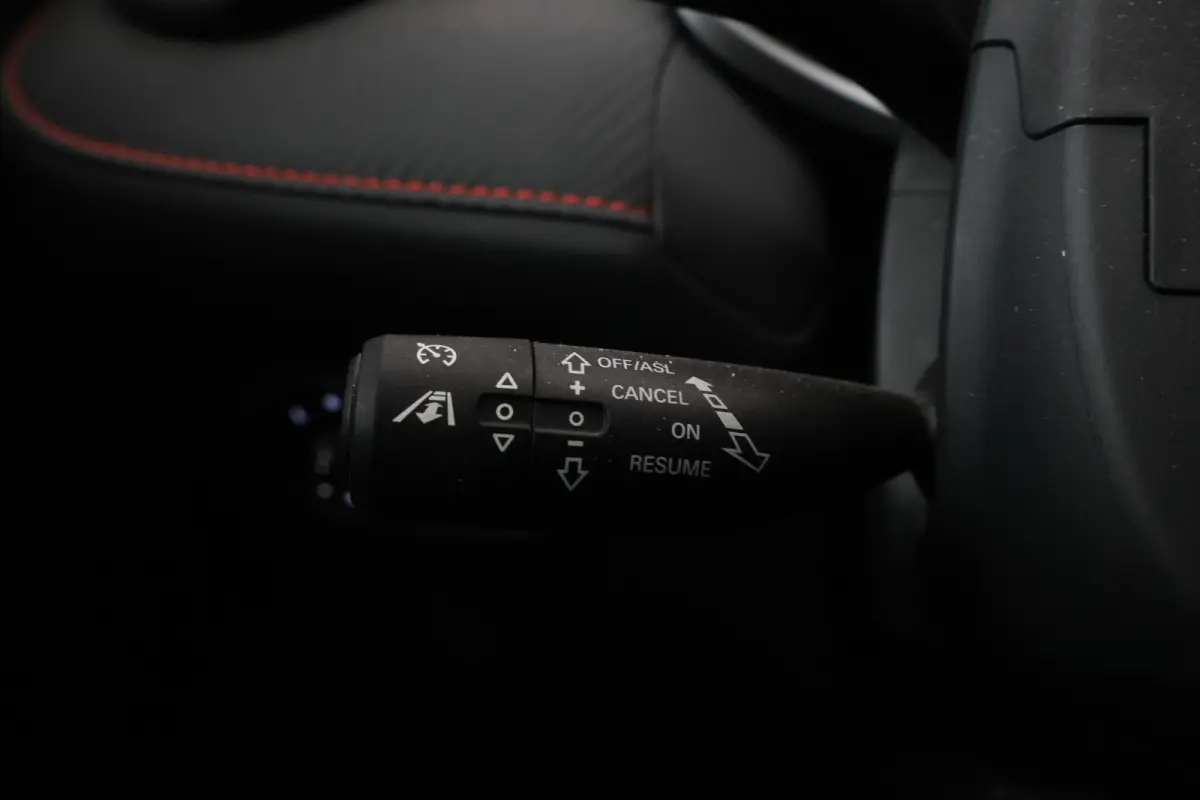MG EV Long Range Luxury 70 kWh Panorama, 360 camera, Apple carplay!