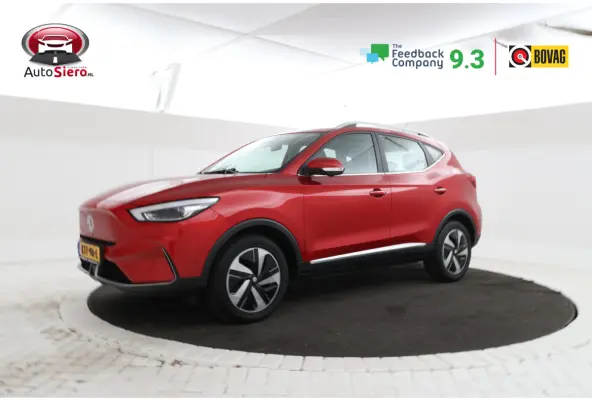 MG EV Long Range Luxury 70 kWh Panorama, 360 camera, Apple carplay!