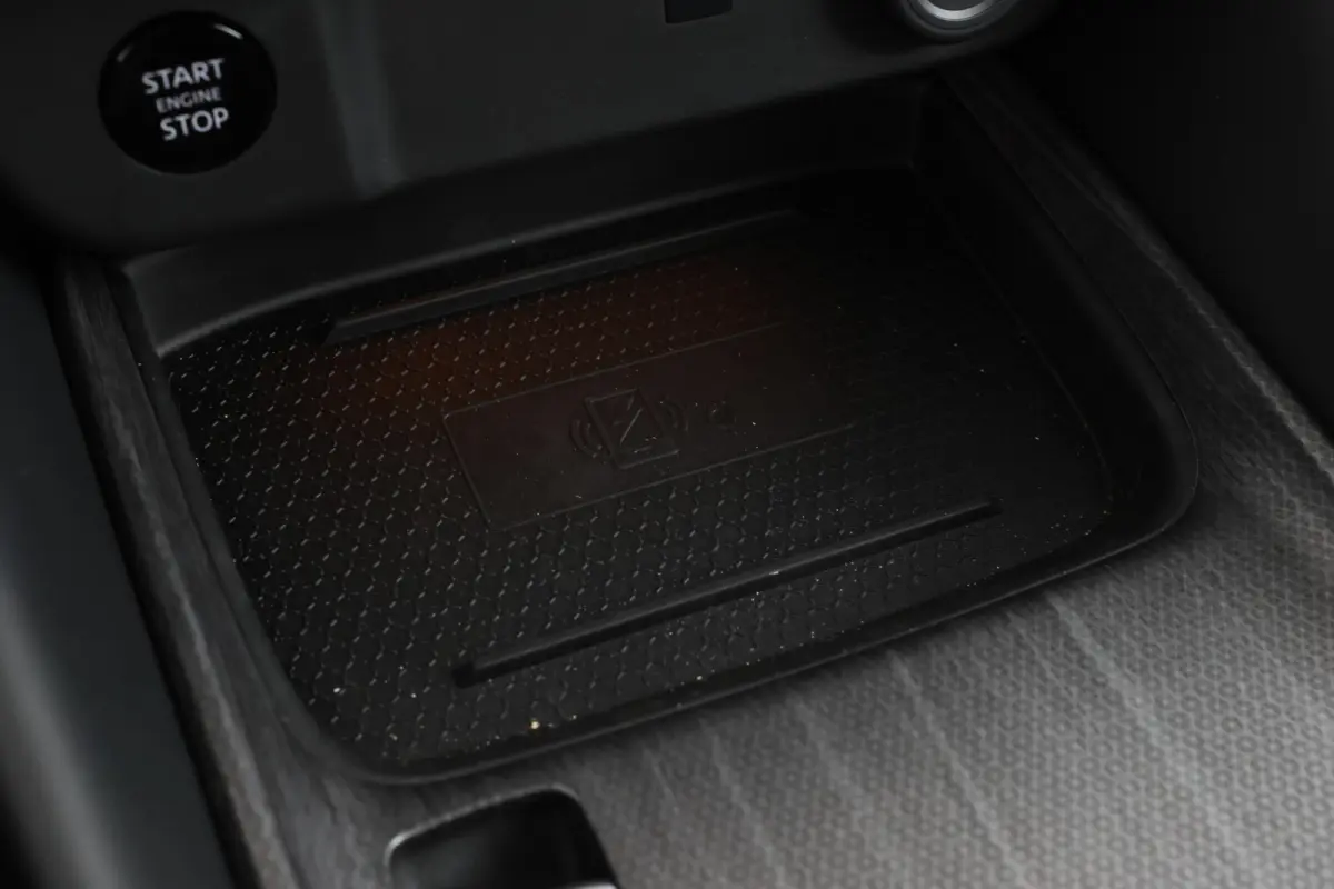 1.3 MHEV Xtronic Tekna Automaat, 360 camera, apple carplay,