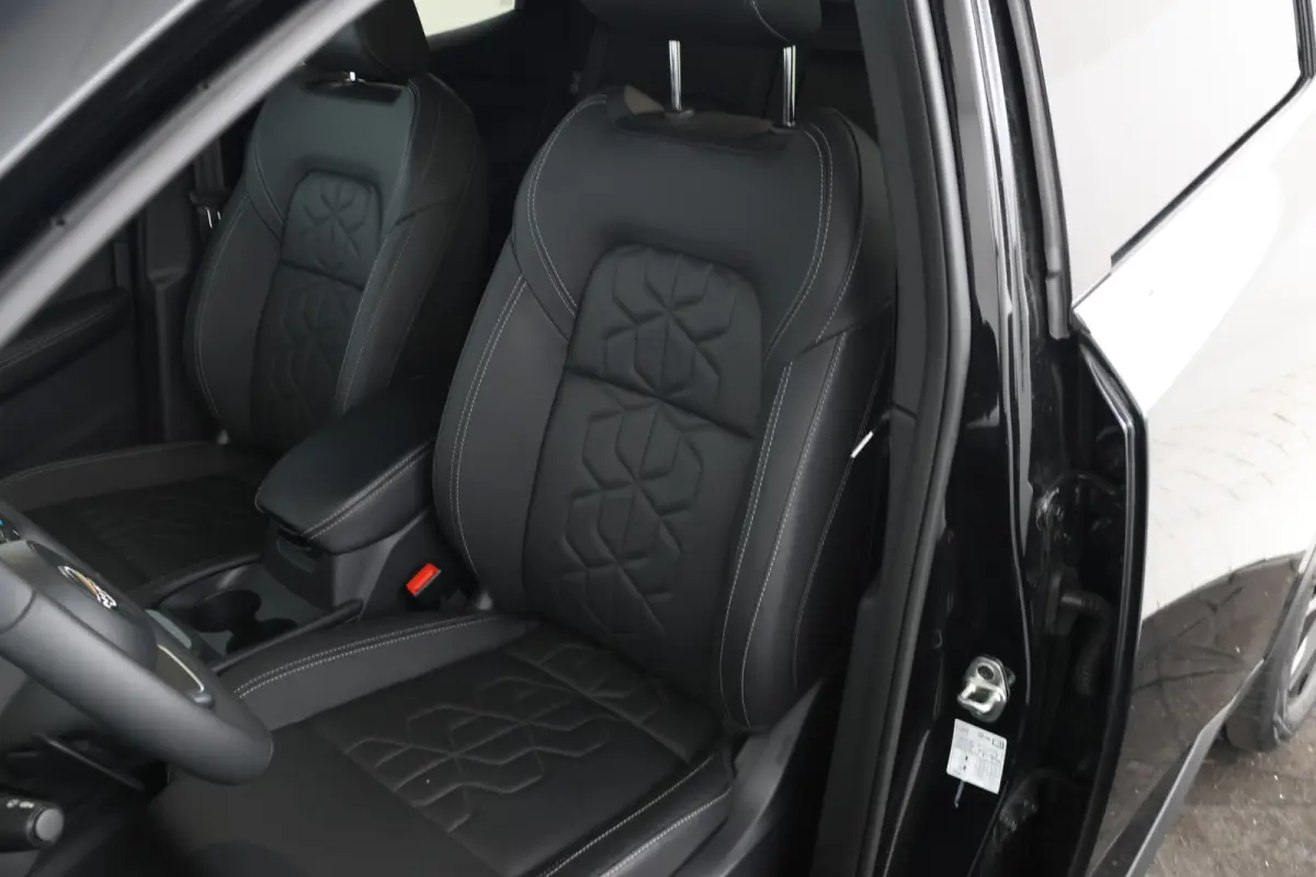 1.3 MHEV Xtronic Tekna Automaat, 360 camera, apple carplay,