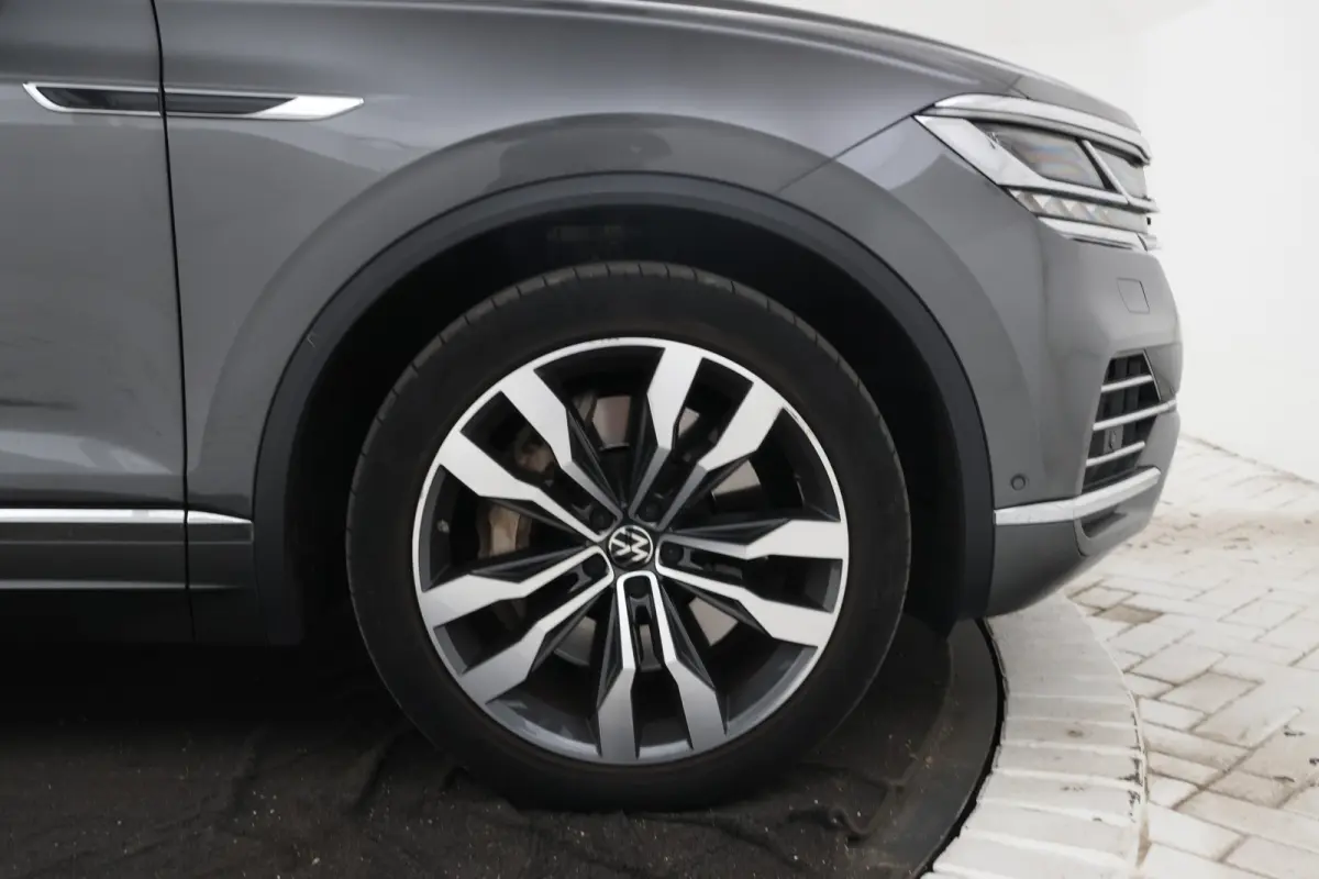 3.0 TSi eHybrid 4MOTION Panorama, 360 Camera, Digital dash!