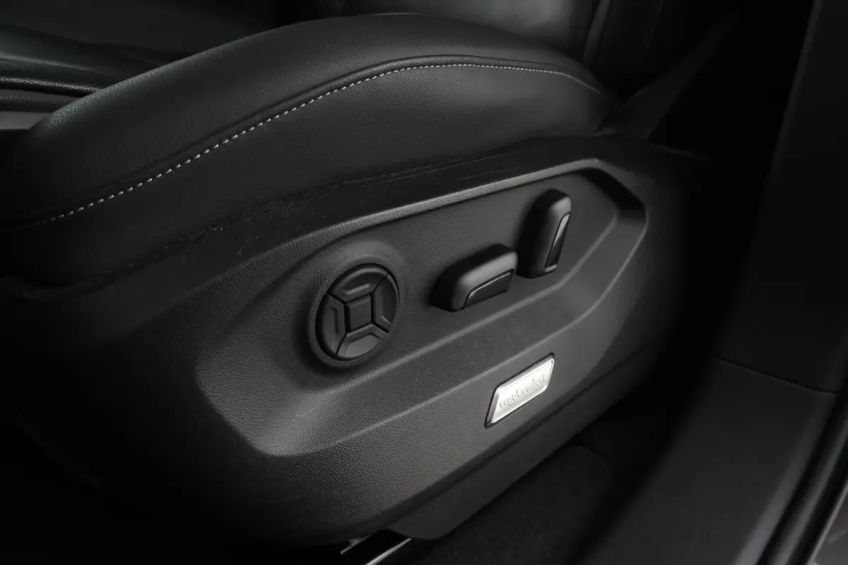 3.0 TSi eHybrid 4MOTION Panorama, 360 Camera, Digital dash!